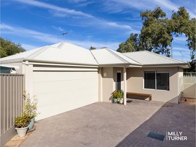 17A Allinson Drive, Girrawheen WA 6064