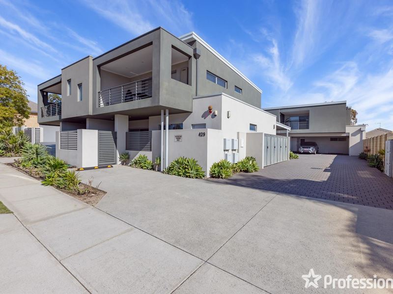 10/429 Flinders Street, Nollamara