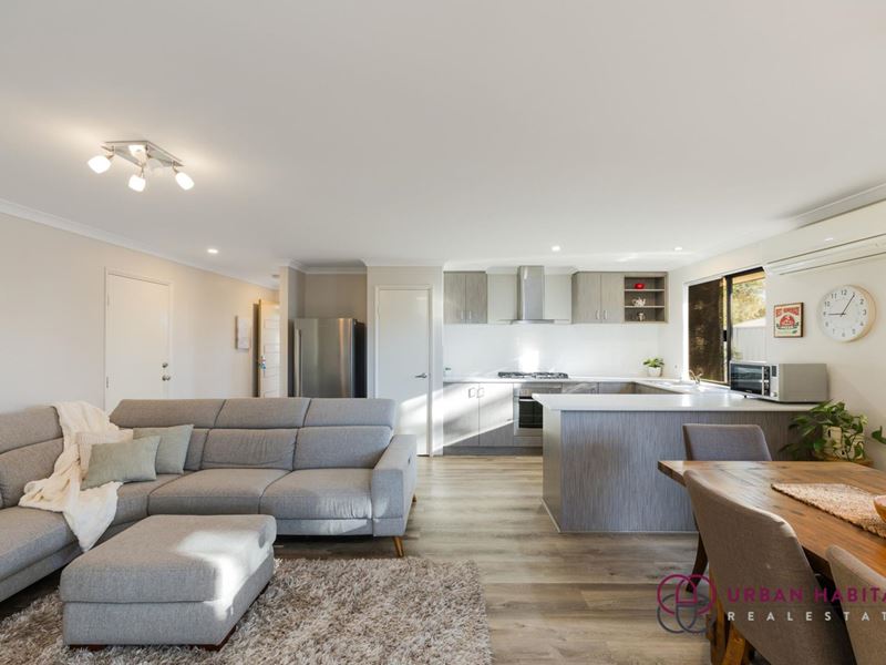27A Edmund Way, Calista