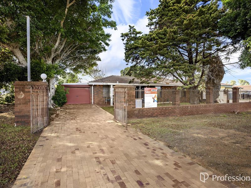 27 Abraham Street, Karloo WA 6530