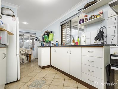 27 Abraham Street, Karloo WA 6530