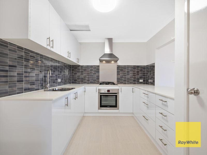 9/2-8 Palmerston Street, St James WA 6102