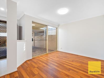 9/2-8 Palmerston Street, St James WA 6102