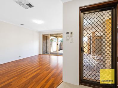 9/2-8 Palmerston Street, St James WA 6102