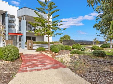 2/14 Keel Lane, Alkimos WA 6038
