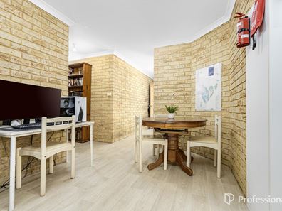 73 Tallarook Way, Waggrakine WA 6530