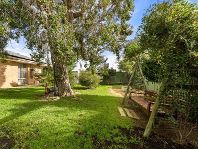7 Challis Road, Armadale WA 6112