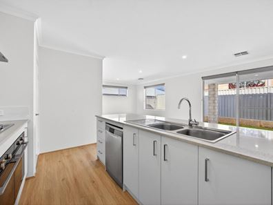 22 Cornelian Avenue,, Golden Bay WA 6174