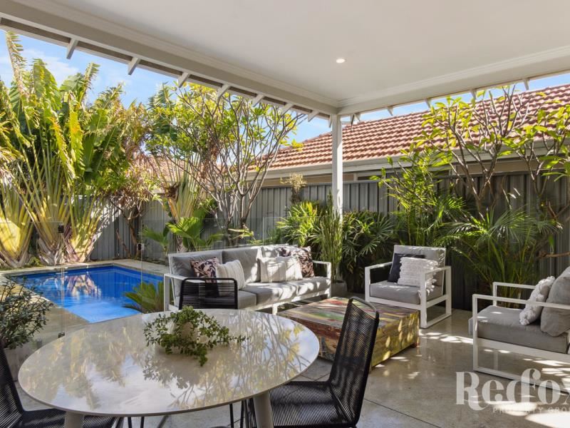 90 Wood Street, Inglewood