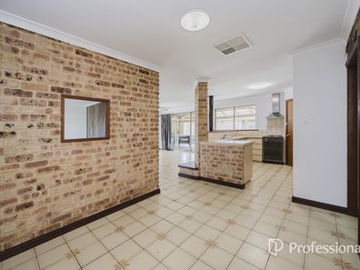 14 Avocet Grove, Ballajura WA 6066