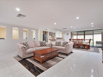 23 Lavender Chase, Darch WA 6065