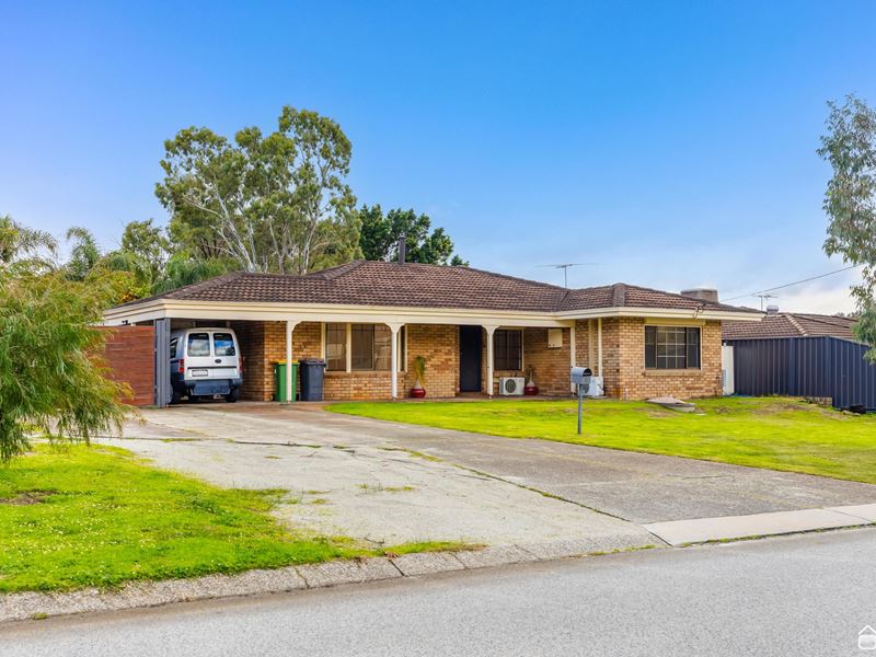 4 Guinivere Way, Camillo WA 6111