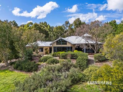 137 Lakeview Drive, Gidgegannup WA 6083