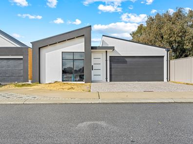 29 Lustre Road, Bennett Springs WA 6063