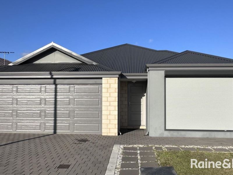 15 Crossley Road, Midvale WA 6056