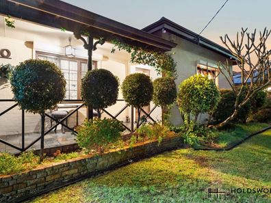 200 Rosebery Street, Bedford WA 6052