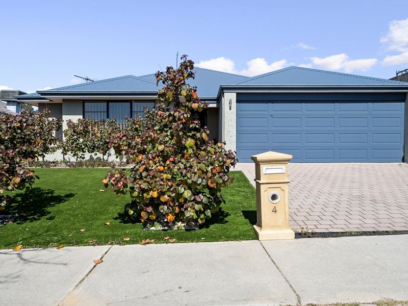 4 Heyford Parade, Bertram