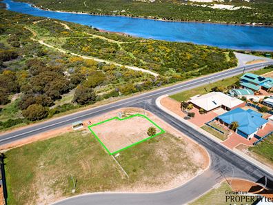 2 River Drive, Cape Burney WA 6532