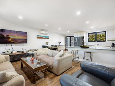5 Robe Crescent, Dampier WA 6713