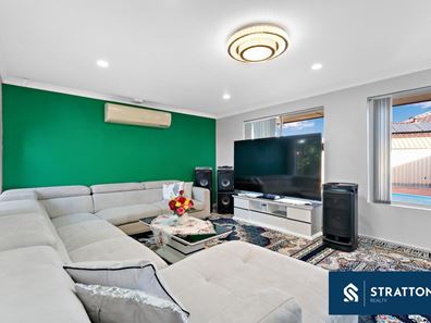 4 Endeavour Court, Thornlie WA 6108