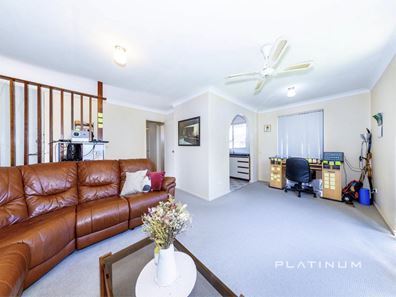 3 Gael Place, Kallaroo WA 6025