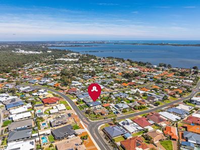 37 Barnes Avenue, Australind WA 6233