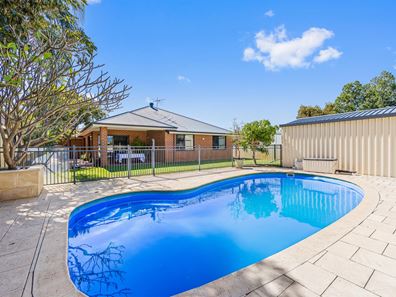 8 Jordan Street, Cloverdale WA 6105