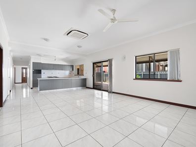 13 Perentie Road, Baynton WA 6714