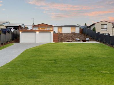 89 Spinaway Parade, Falcon WA 6210