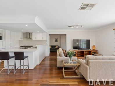 20 Ferncroft Way, Kingsley WA 6026