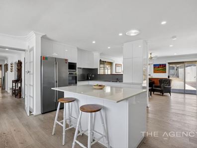 23 Hutchings Way, Kardinya WA 6163