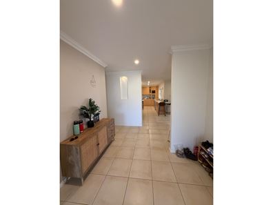 15 Macmahon Way, Baynton WA 6714