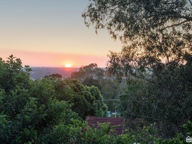 44 Talus Drive, Mount Richon WA 6112