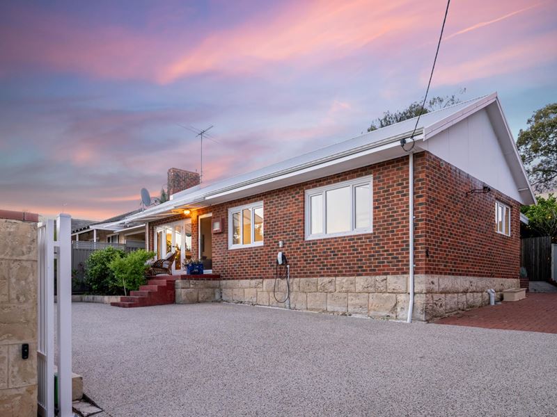 248 Marmion Street, Palmyra
