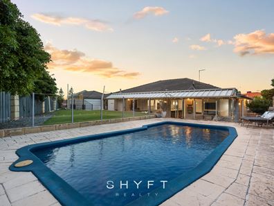 23 Trieste  Court, Mindarie WA 6030