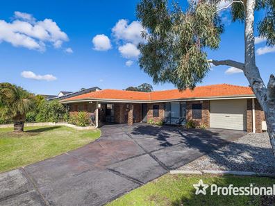 6 Benbullen Blvd, Kingsley WA 6026