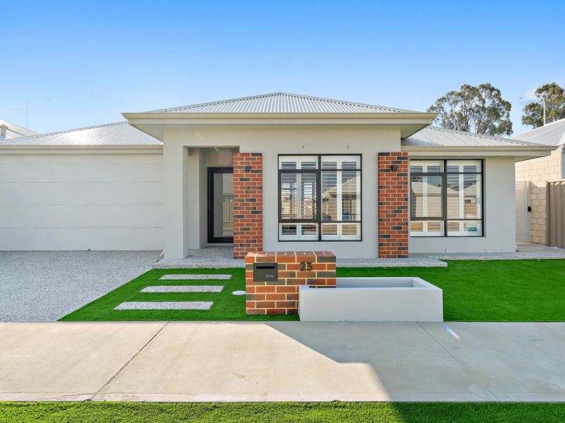 23 Goodenia Way, Piara Waters WA 6112