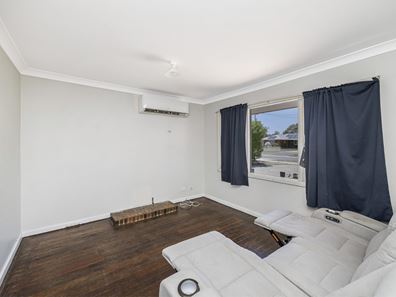 11 Caporn Street, Bullsbrook WA 6084