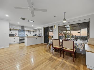 65 Ashley Drive, Kelmscott WA 6111