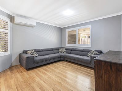 10 Kumarina Drive, Secret Harbour WA 6173