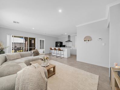 4 Hermanos Road, Brabham WA 6055