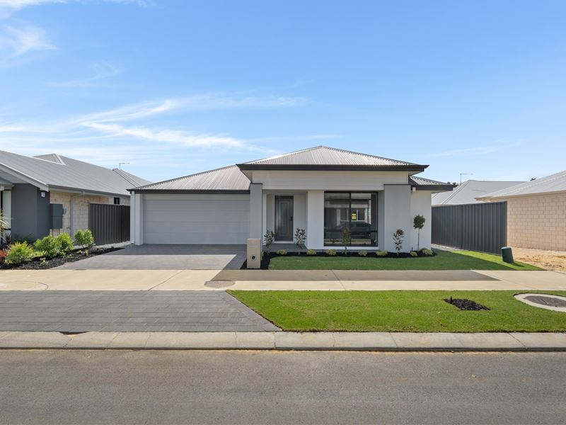 11 Mustang Approach, Baldivis WA 6171