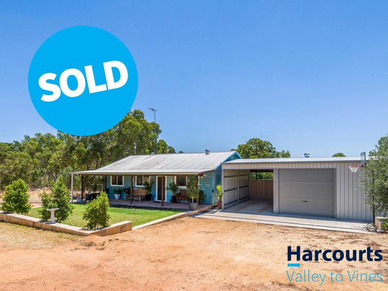 5 Edwards Street, Gingin WA 6503