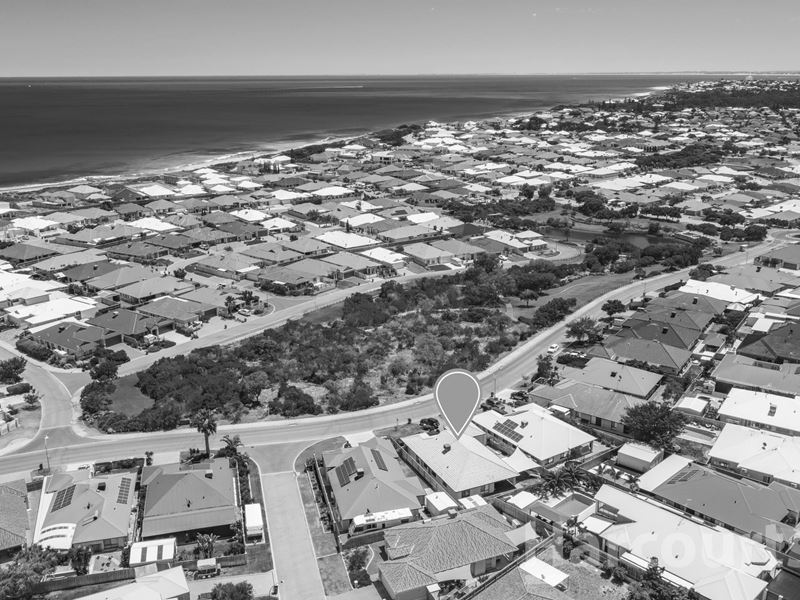 209 Peelwood Parade, Halls Head WA 6210
