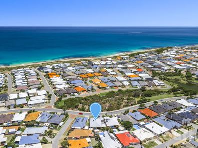 209 Peelwood Parade, Halls Head WA 6210