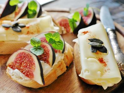 Food/Hospitality - Café for Sale - Prime Location North of the River