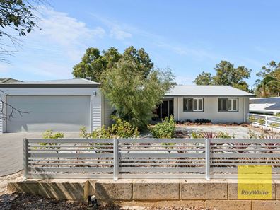 24 Gunbar Way, Kalamunda WA 6076
