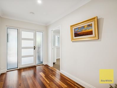 24 Gunbar Way, Kalamunda WA 6076