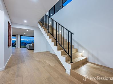 64 Mariners View, Mindarie WA 6030
