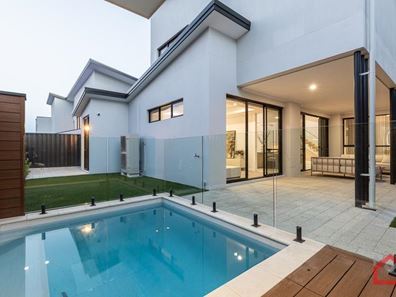 19 Rookwood Street, Mount Pleasant WA 6153